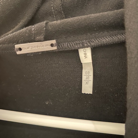 Beautiful Black Tahari wool wrap style dress - never worn - NWOT- size XL! - Picture 3 of 4